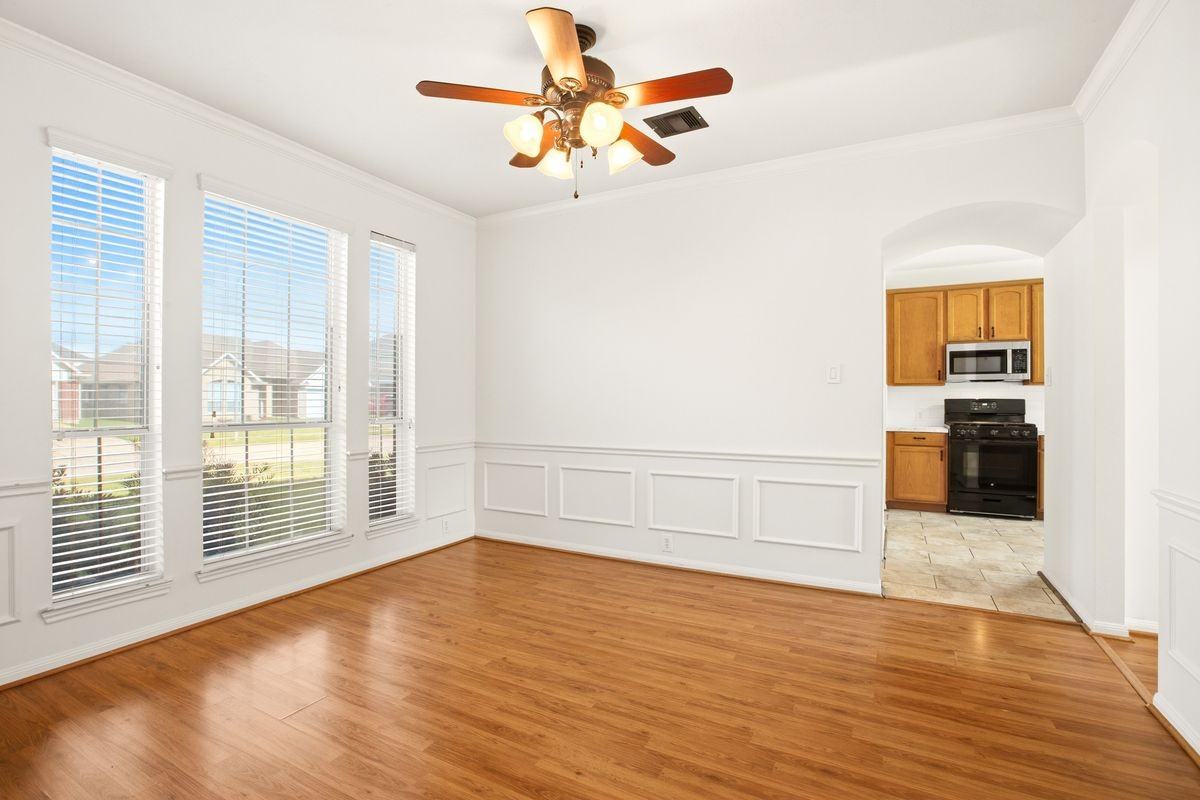 3906 Tigris Ridge Dr - Photo 3 of 44