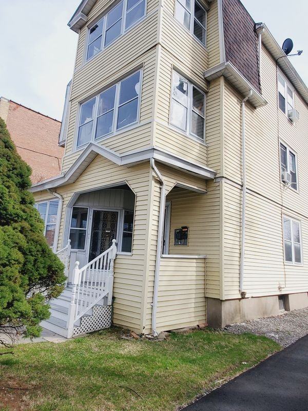 3537 Merrill St - Photo 3 of 25