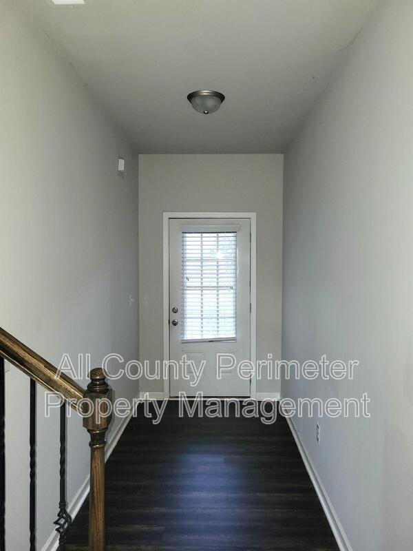 3796 Prospect Point Dr - Photo 2 of 15