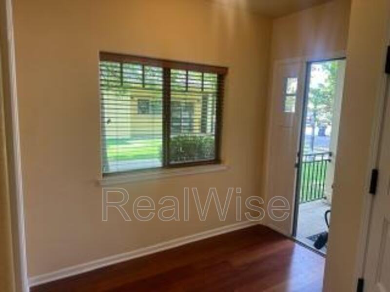 1709 Softwood Way - Photo 6 of 34