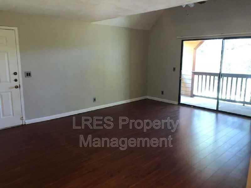 465 Forestway Cir - Photo 5 of 22