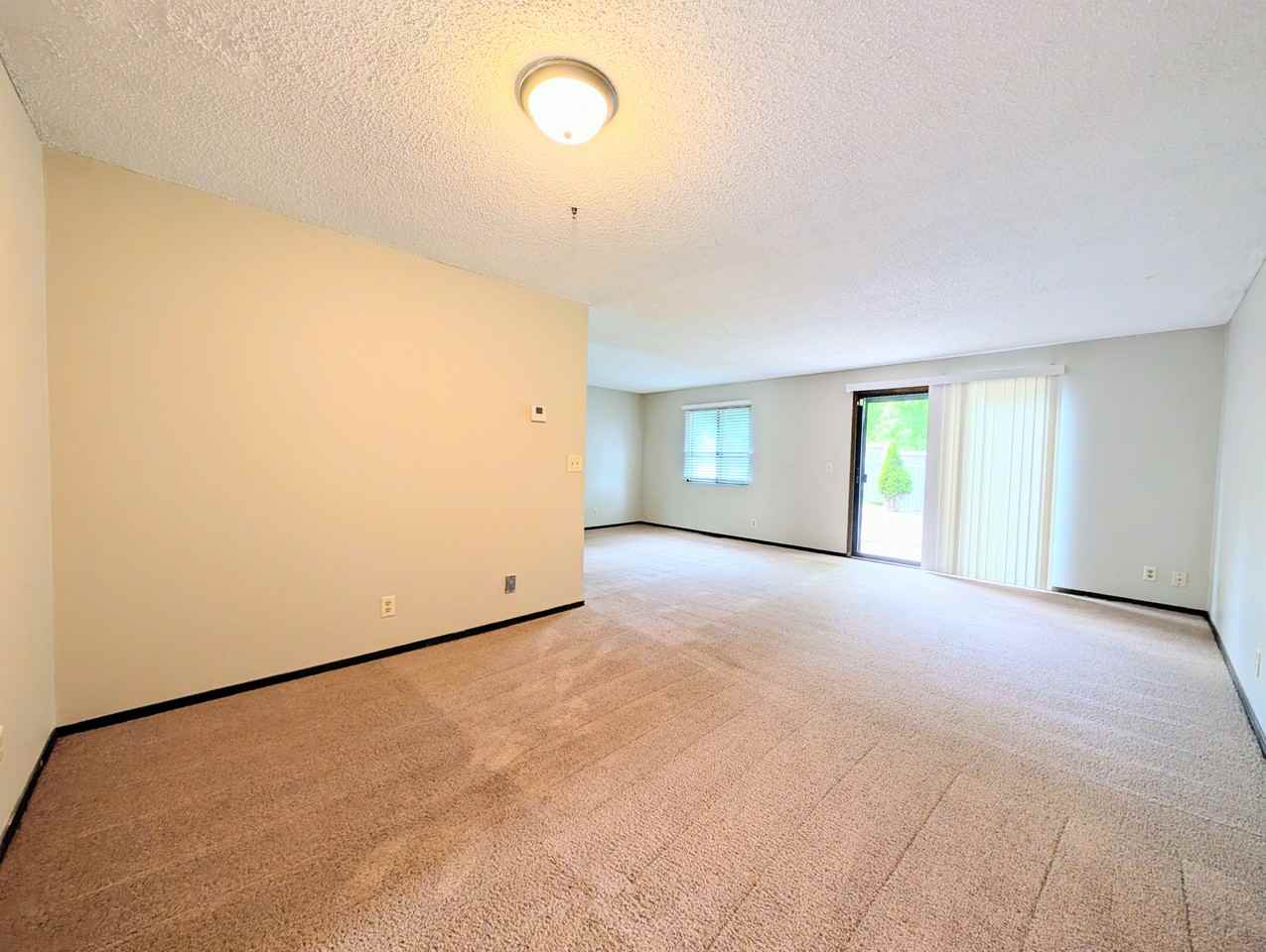 170 Wentworth Ave W #E - Photo 4 of 18