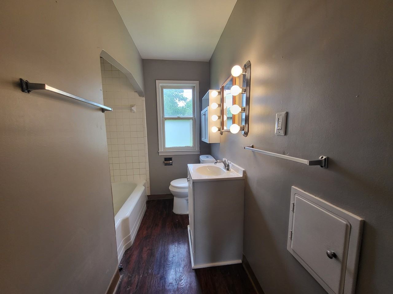 15305 Evergreen Ave - Photo 6 of 14