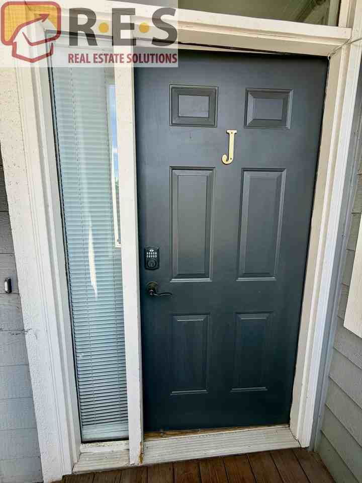 8500 E Jefferson Ave #10J - Photo 2 of 14