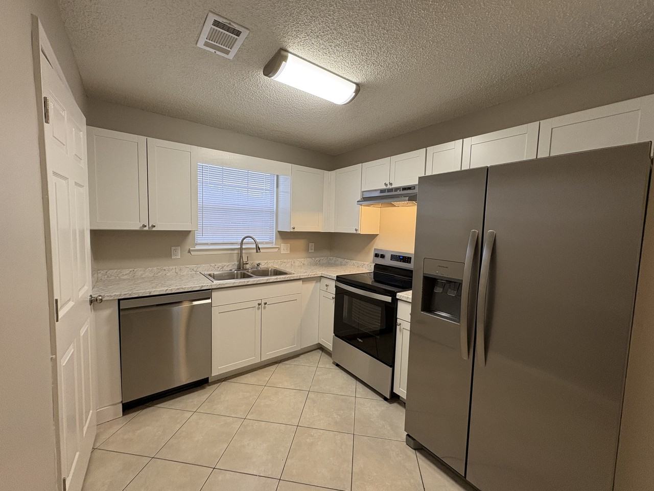3354 La Leyenda Court - Photo 7 of 29