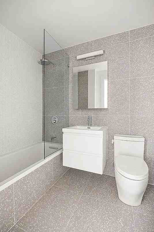 61 Jane St - Photo 6 of 6