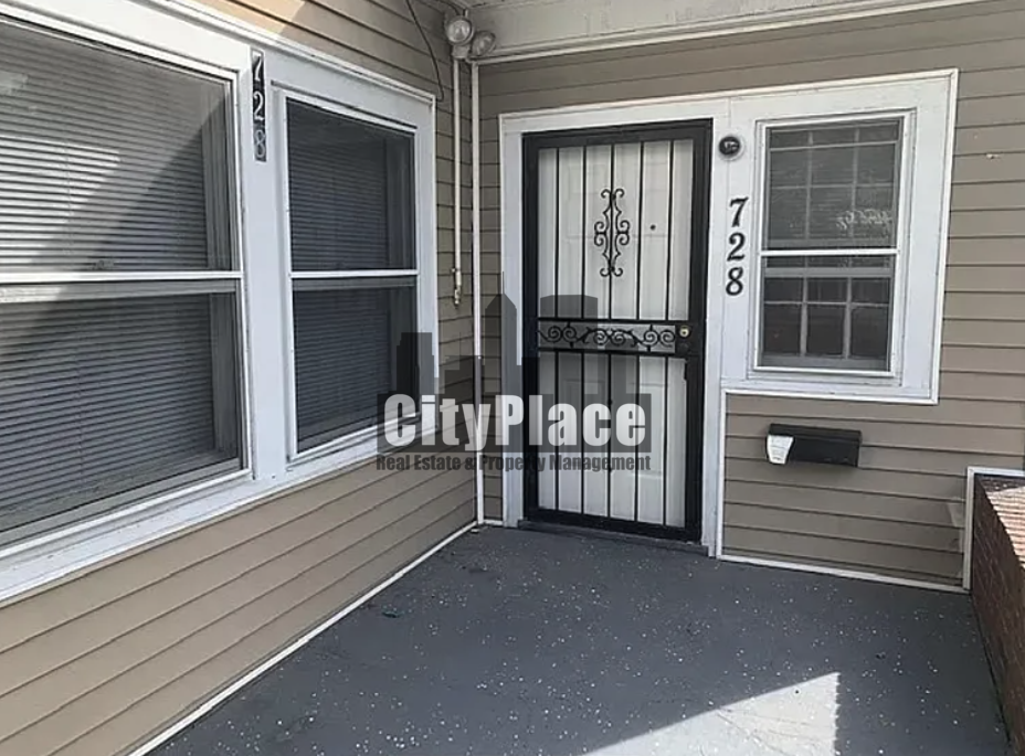 728 E 34th St - Photo 4 of 5
