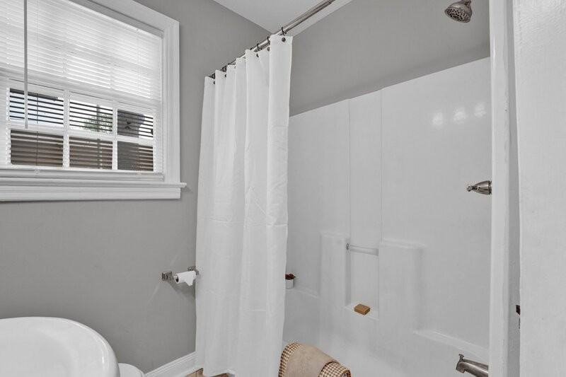 112 S Greer St - Photo 6 of 21