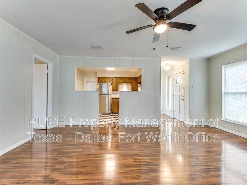 1224 Parkwood Pl - Photo 3 of 17