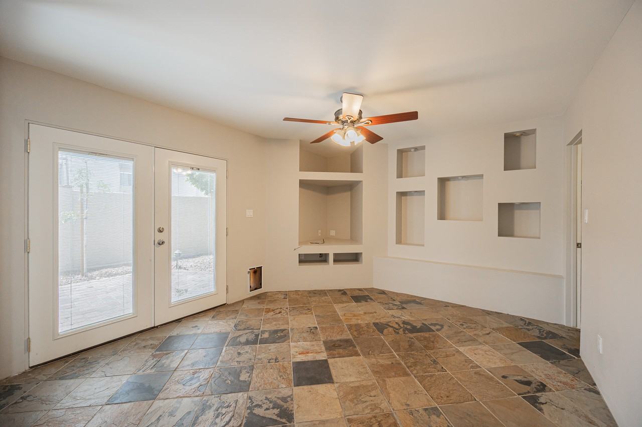 4922 N 42nd Way - Photo 7 of 29