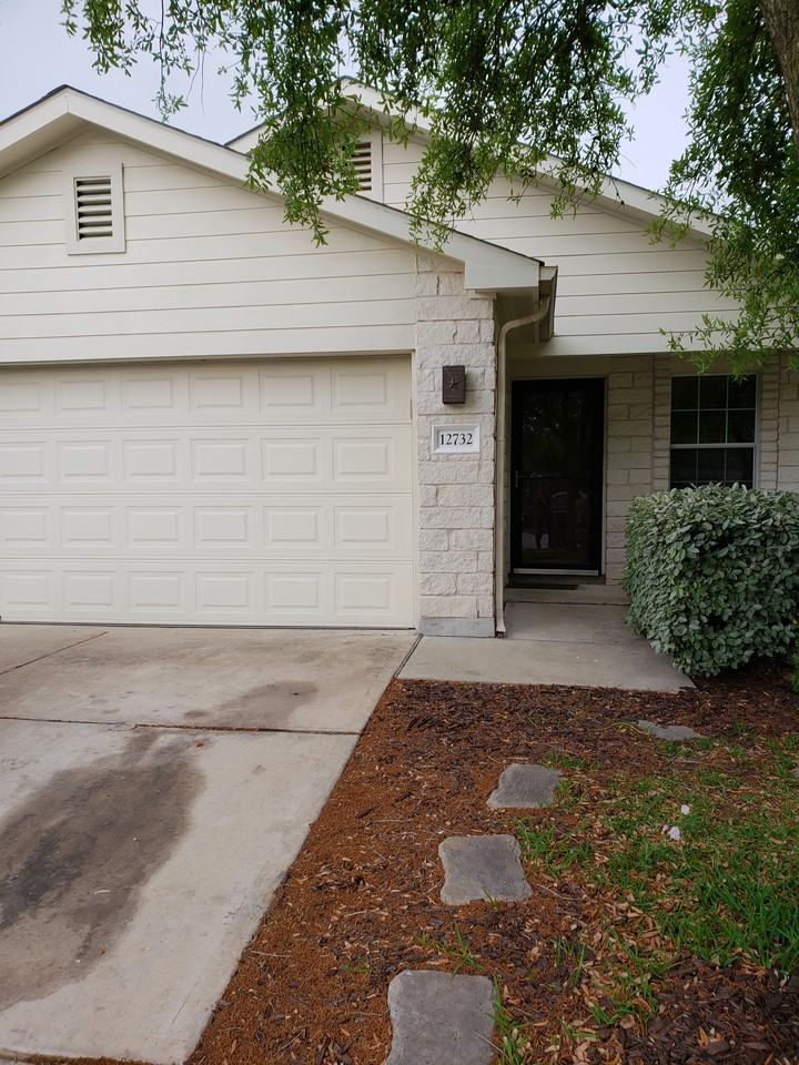 12732 Saint Mary Dr