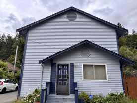 215 S 11th St - Photo 1 of 1