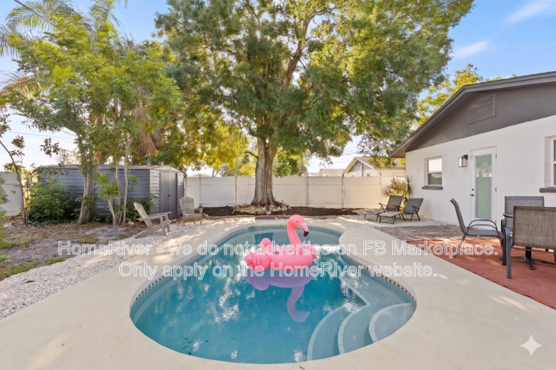 2700 13th St W - Photo 2 of 50