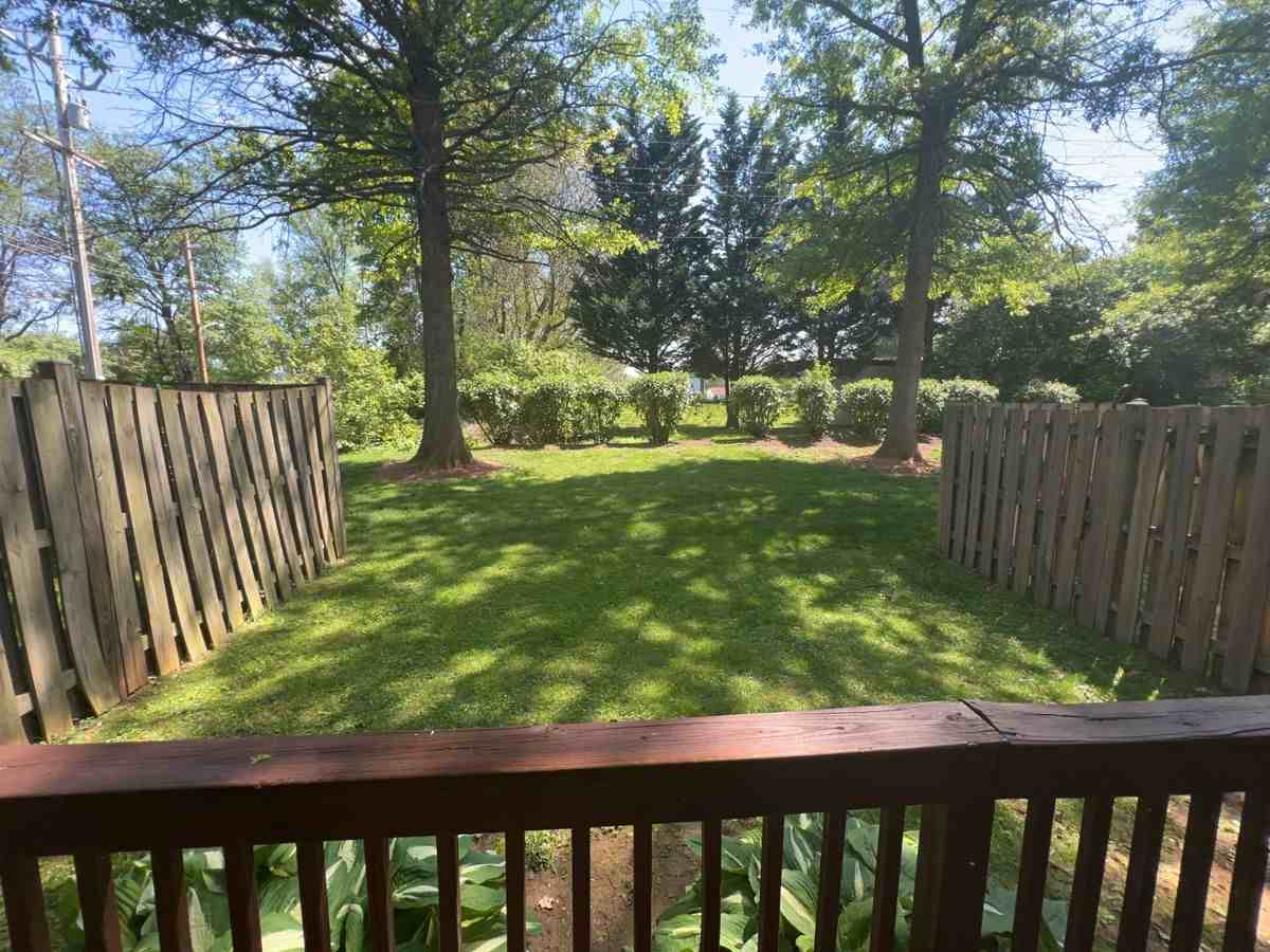 3903 Manheim Pl - Photo 2 of 14