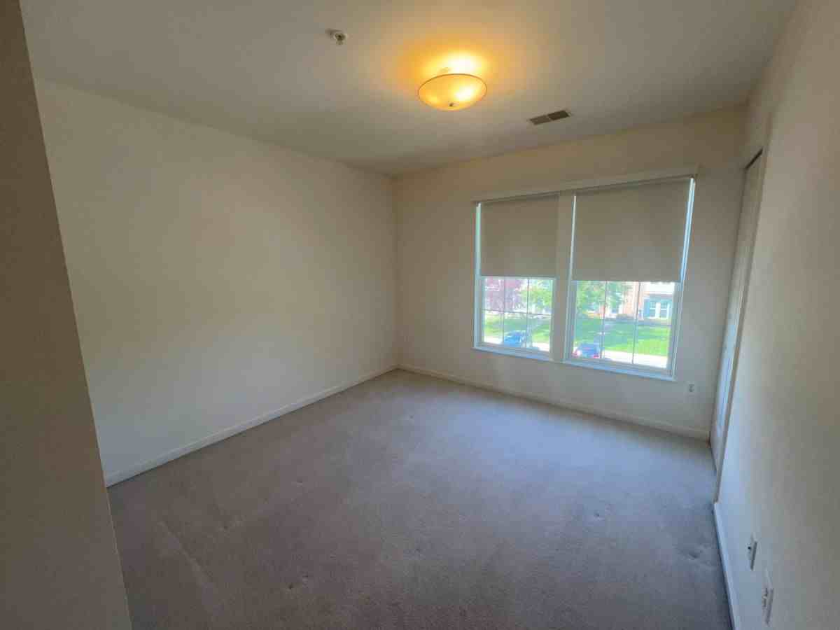 3903 Manheim Pl - Photo 5 of 14