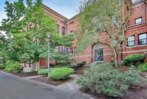 featured image of 1 School St