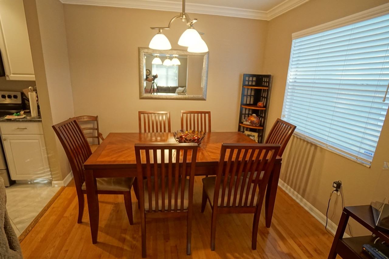 3208 S Esperanza Ave - Photo 4 of 13