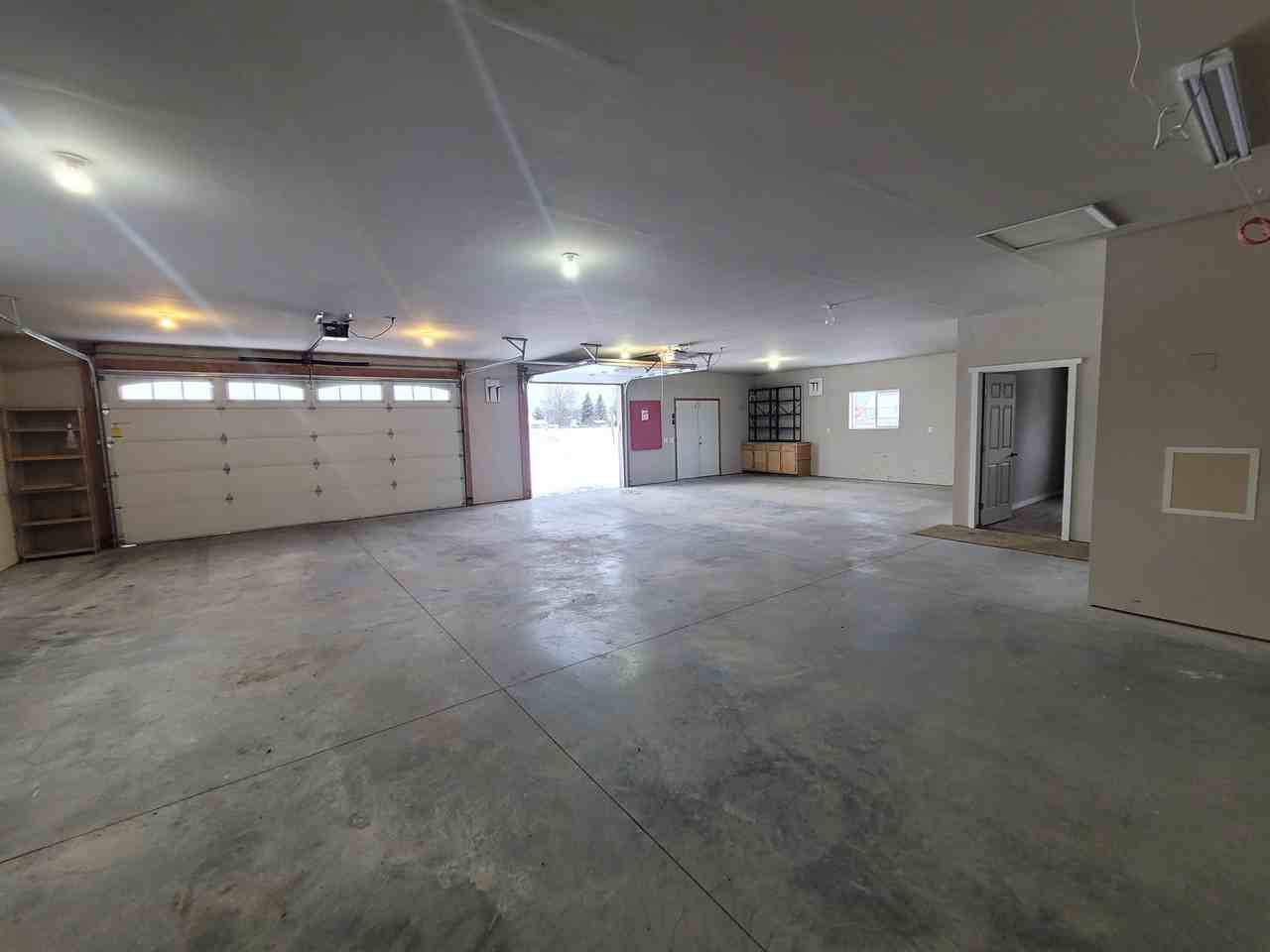 1117 Aspen Ln - Photo 5 of 9