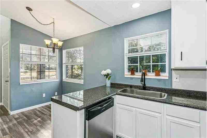 8250 Kause Rd - Photo 5 of 13