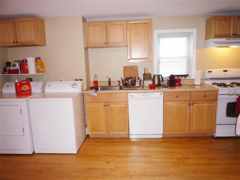 25 Pitman St #2 - Photo 2 of 13
