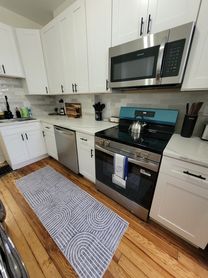 2218 Missouri Ave #1F - Photo 3 of 50