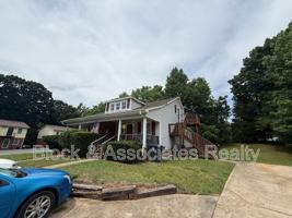 featured image of 120 W Presnell St #C