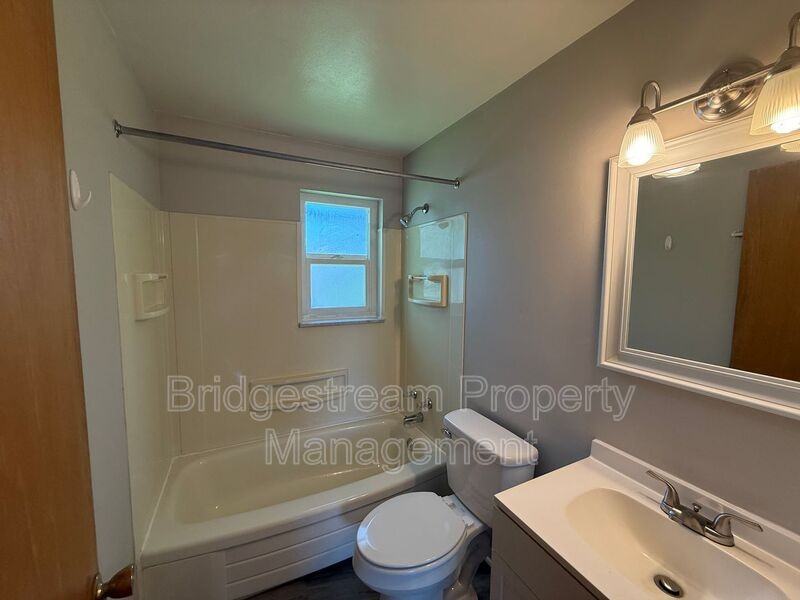 92 W Franklin St #3 - Photo 2 of 6
