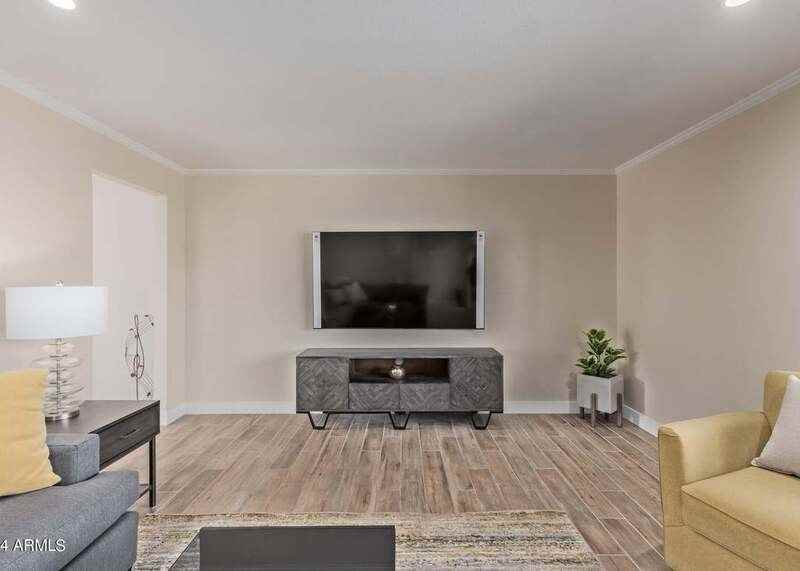 8737 E Sage Dr - Photo 4 of 29