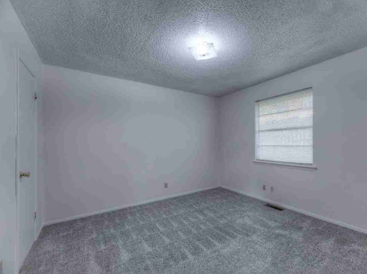 1129 S 124th East Ave - Photo 3 of 16