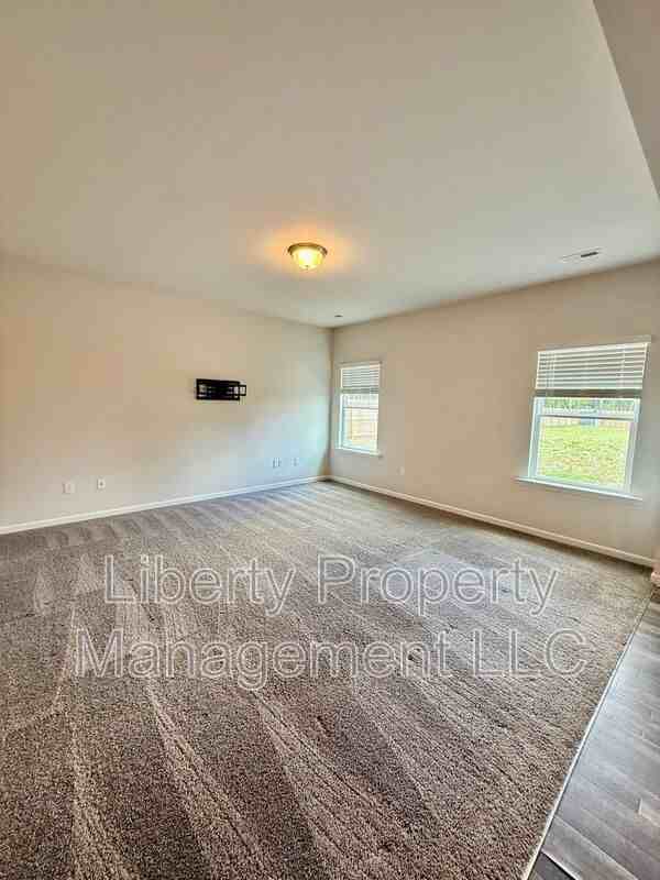 145 Deodora Ln - Photo 6 of 25