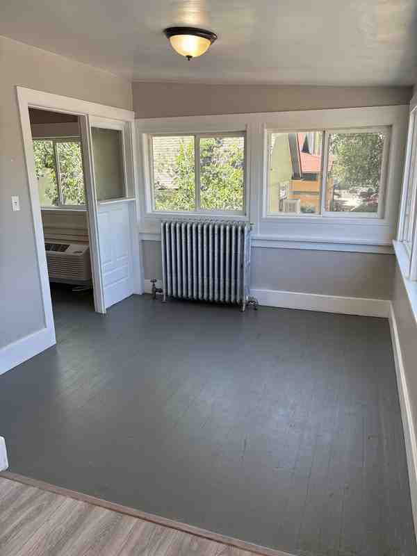 1060 Grand Ave - Photo 4 of 9