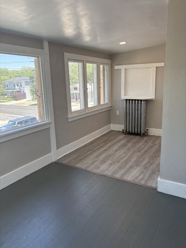 1060 Grand Ave - Photo 5 of 9