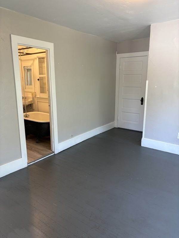1060 Grand Ave - Photo 7 of 9