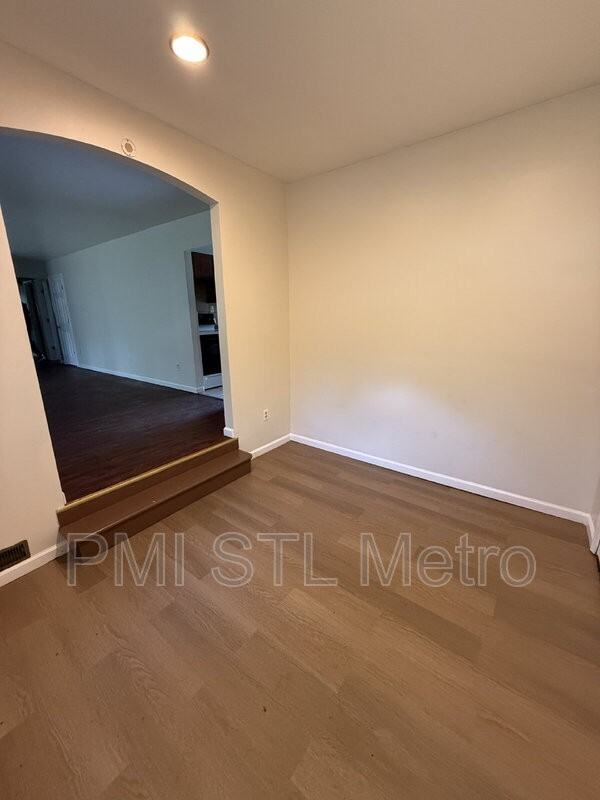 1510 Trampe Ave - Photo 2 of 15