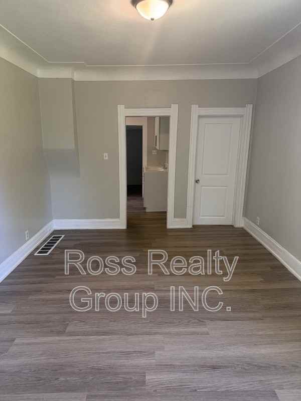 1418 Colburn St - Photo 2 of 8