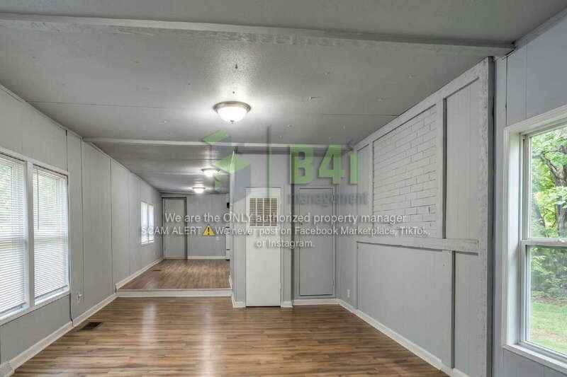 122 Collins Rd - Photo 4 of 15