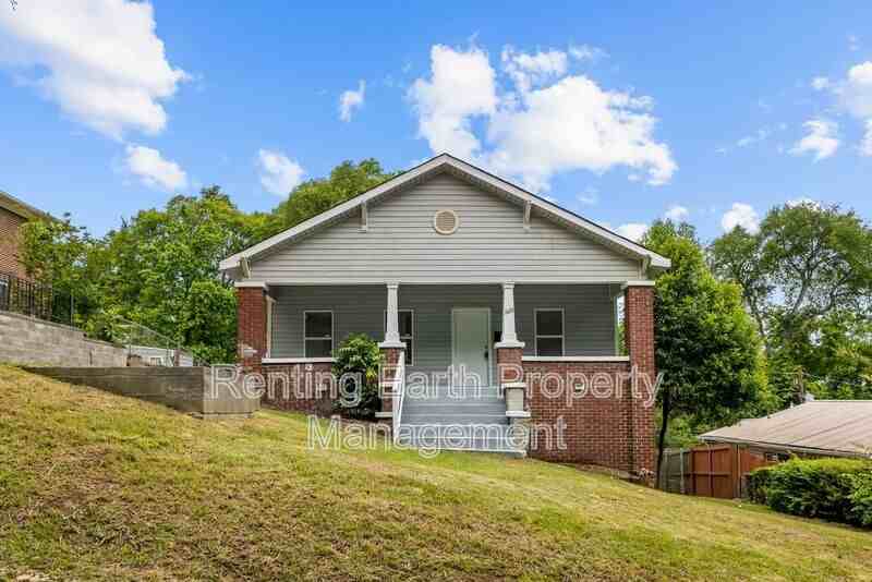2426 Avenue U - Photo 4 of 20