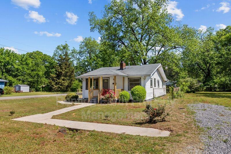 1929 15th St N - Photo 3 of 18