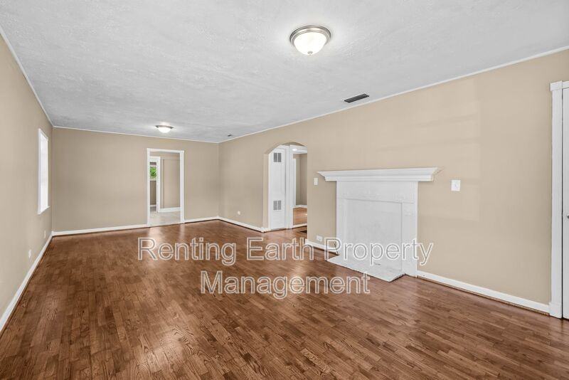 1929 15th St N - Photo 7 of 18