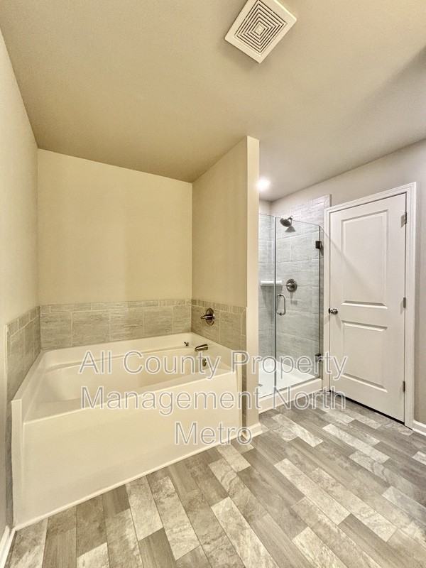 5064 Silver Fox Trl - Photo 7 of 13