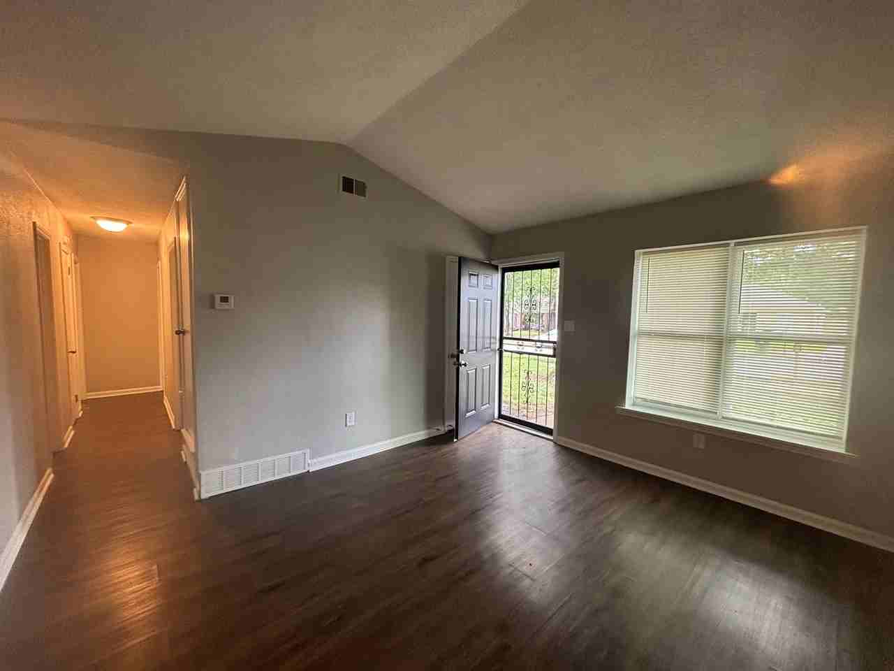 2986 Lake Park Rd - Photo 4 of 5