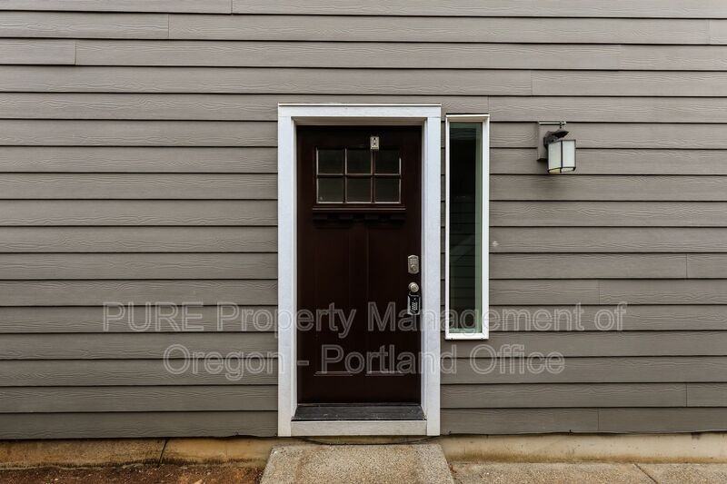 215 Ne Regan Hill Loop - Photo 7 of 22