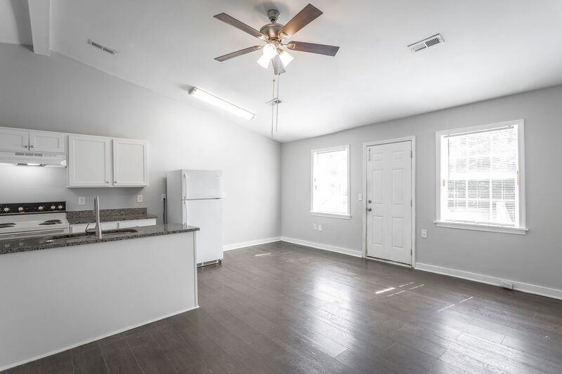 100 Creeks Bend Dr #74 - Photo 2 of 17