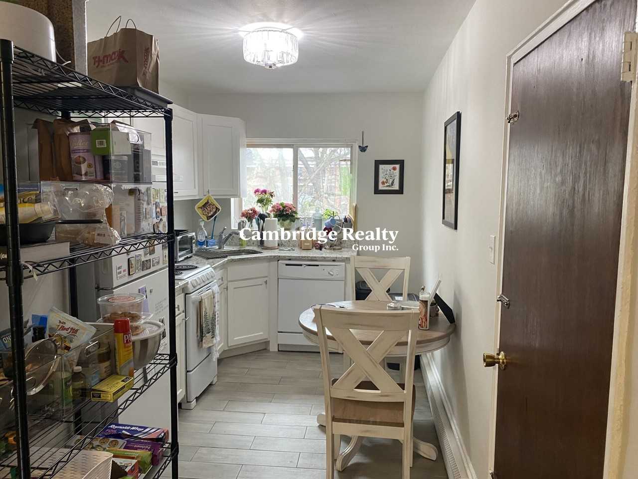 63 Selkirk Rd #8T - Photo 3 of 16