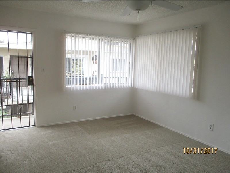 1133 Reed Ave - Photo 4 of 10