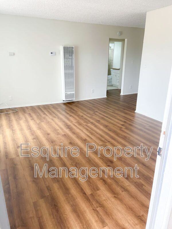 747 S F St #201 - Photo 2 of 9