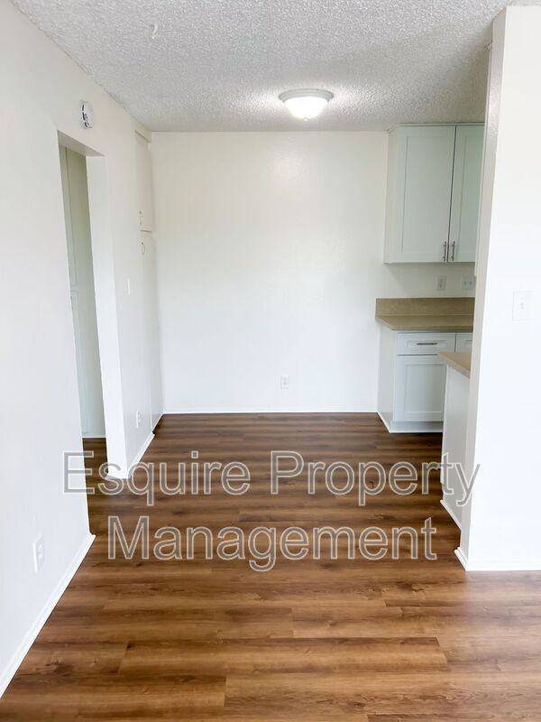 747 S F St #201 - Photo 3 of 9