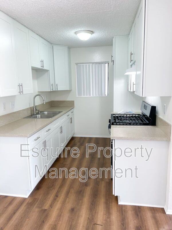 747 S F St #201 - Photo 4 of 9
