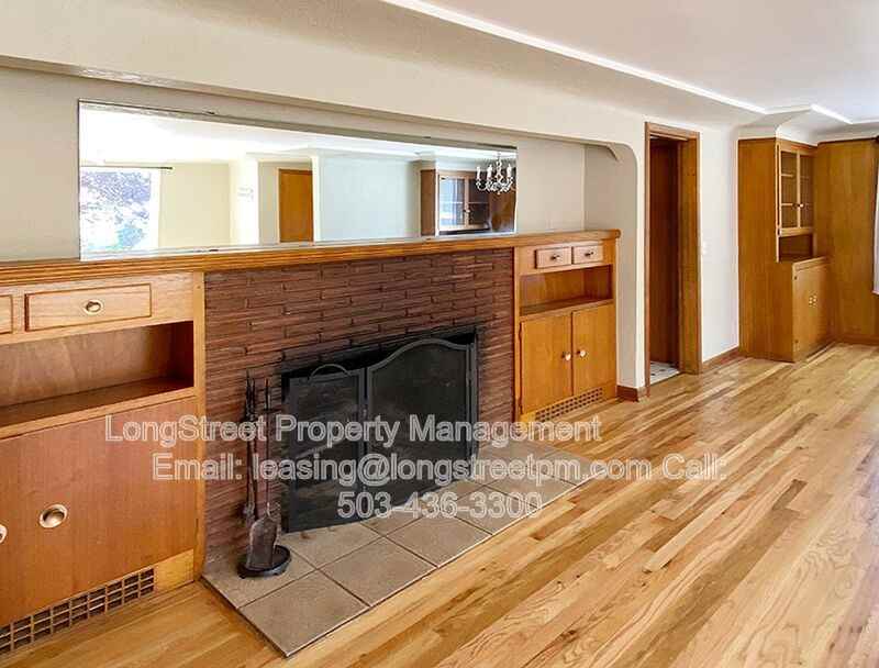 3255 Nw Fillmore Ave - Photo 6 of 23
