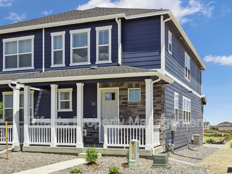 632 Thoroughbred Ln